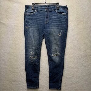 White House Black Market WHBM The Skinny Distressed Dark Wash Jeans Size 12